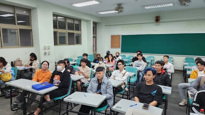 2024-02-05  華語先修班第一期期末說明會圖片