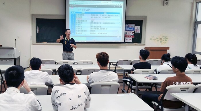 2023-11-09「國際專修部」新生教官宣傳圖片